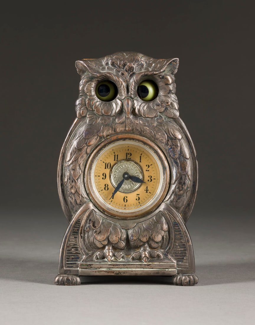 | JUGENDSTIL-TISCHUHR 'EULE' (1 of 1)