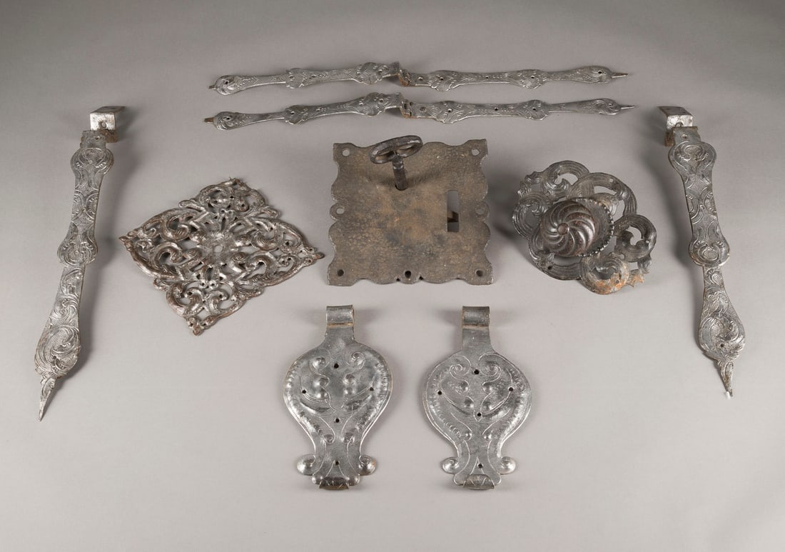 | KONVOLUT ALTE BESCHLÄGE (1 of 1)