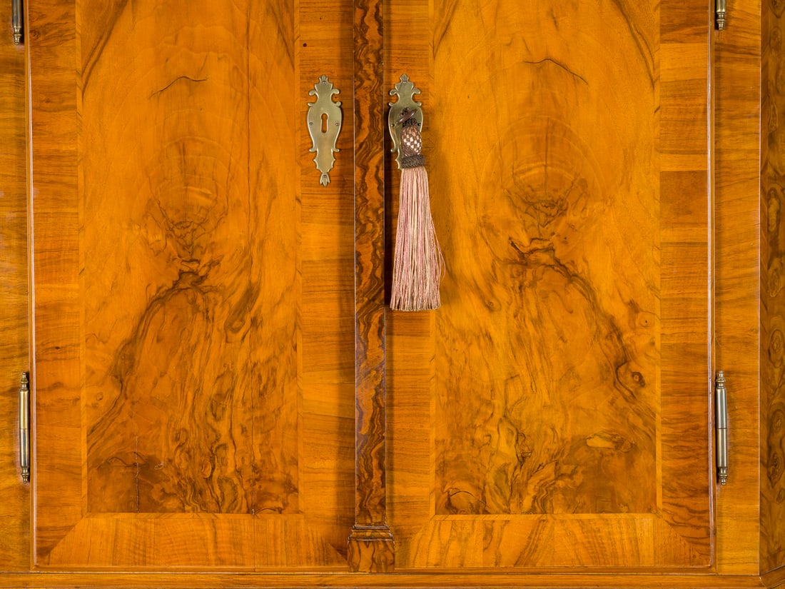 | FEINER BAROCKER AUFSATZ-SCHREIBSEKRETÄR (1 of 2)