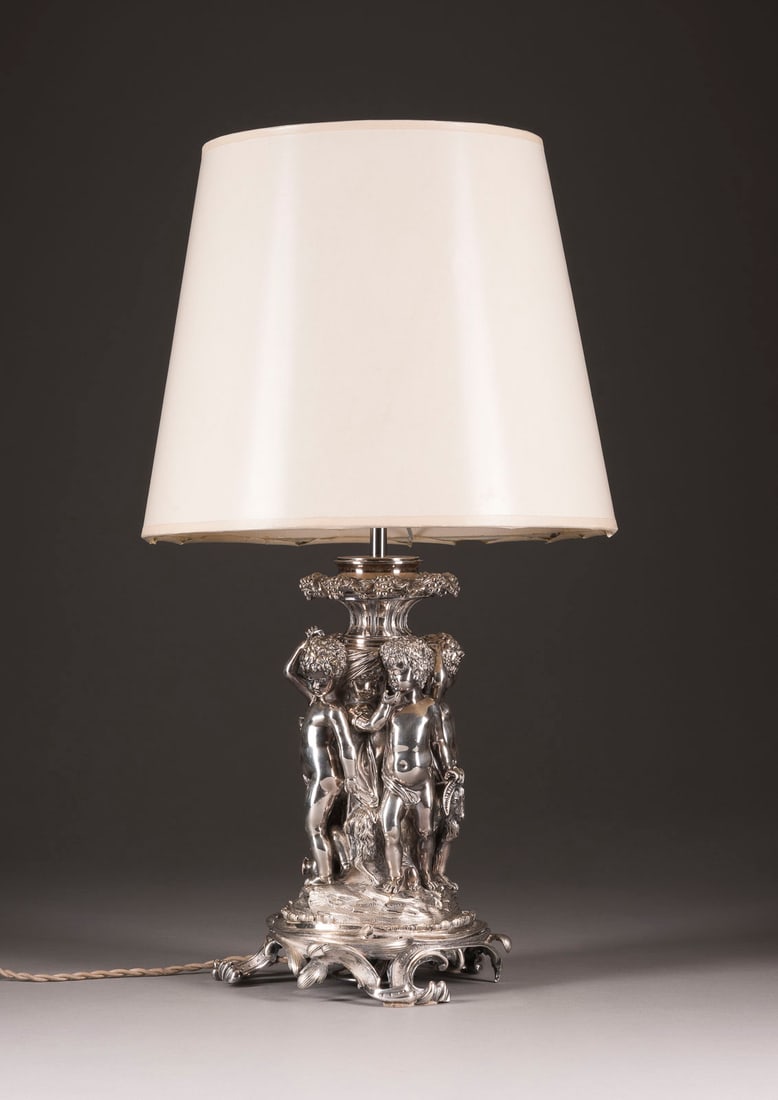 | FIGURALE TISCHLAMPE 'AMORETTENREIGEN' (1 of 1)