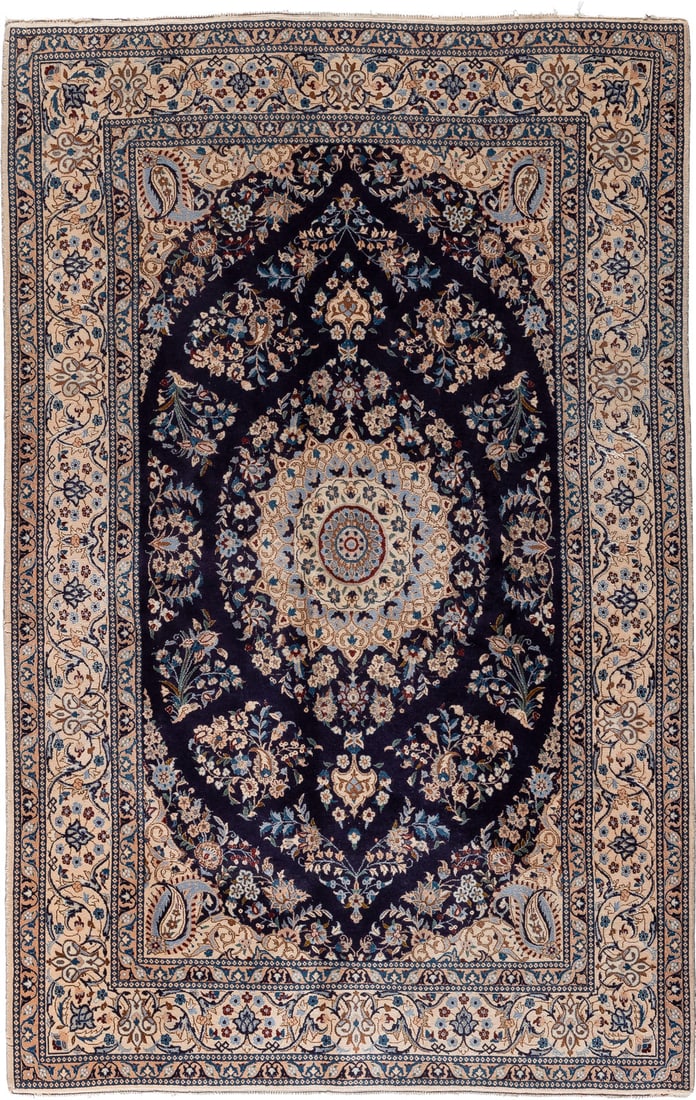 | NAIN MIT SEIDE (1 of 1)