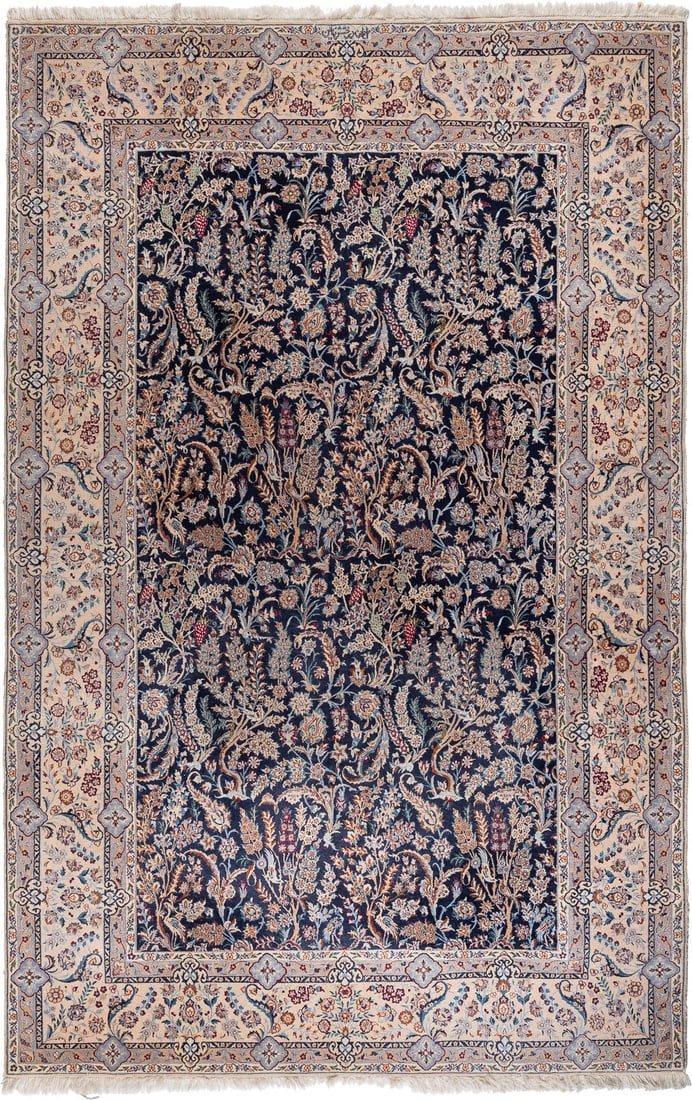 | NAIN MIT SEIDE: NAIN MIT SEIDE Persien, 2. H. 20. Jh. 261 x 167 cm. Leichte Gebrauchsspuren.NAIN MIT SEIDE Persien, 2. H. 20. Jh.