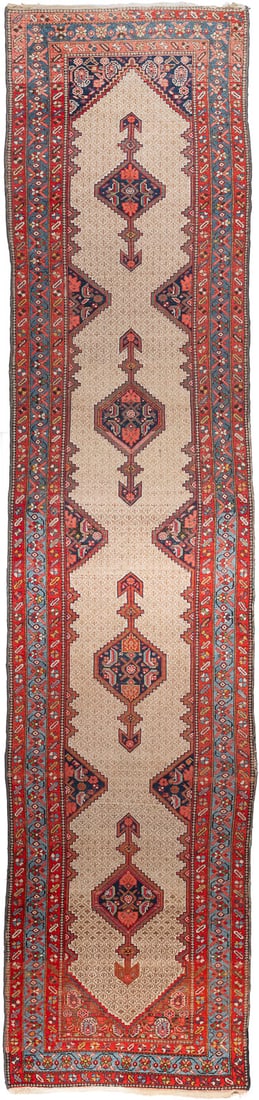 | MALAYER: MALAYER Persien, um 1930 486 x 111 cm. Gebrauchsspuren.MALAYER Persien, um 1930