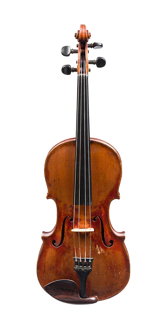 | VIOLA BEZ. 'LEONHARD MAUSSIELL' UND VIOLABOGEN: VIOLA BEZ. 'LEONHARD MAUSSIELL' UND VIOLABOGEN Wohl Deutsch, 19. Jh. Zweiteilige Fichtenholzdecke und Ahornboden, brauner Lack. L. 64 cm, Korpusl. 38,5 cm. Bratschenzettel: Leonhard Maussiell Lauten