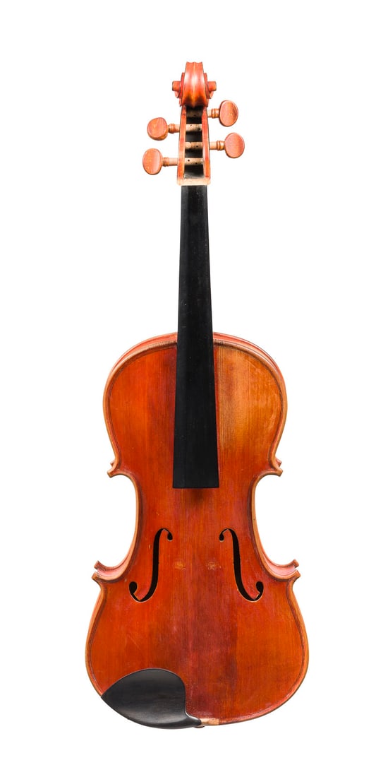 | VIOLA 'JOSEF MIRTH': VIOLA 'JOSEF MIRTH' Budapest, 1917 Zweiteilige Fichtenholzdecke und Ahornboden, rötlicher Lack, mit Holzkoffer. 4/4 Bratsche, L. 66 cm, Korpusl. 39,5 cm. Bratschenzettel: 'Josef Mirth Geigenbauer