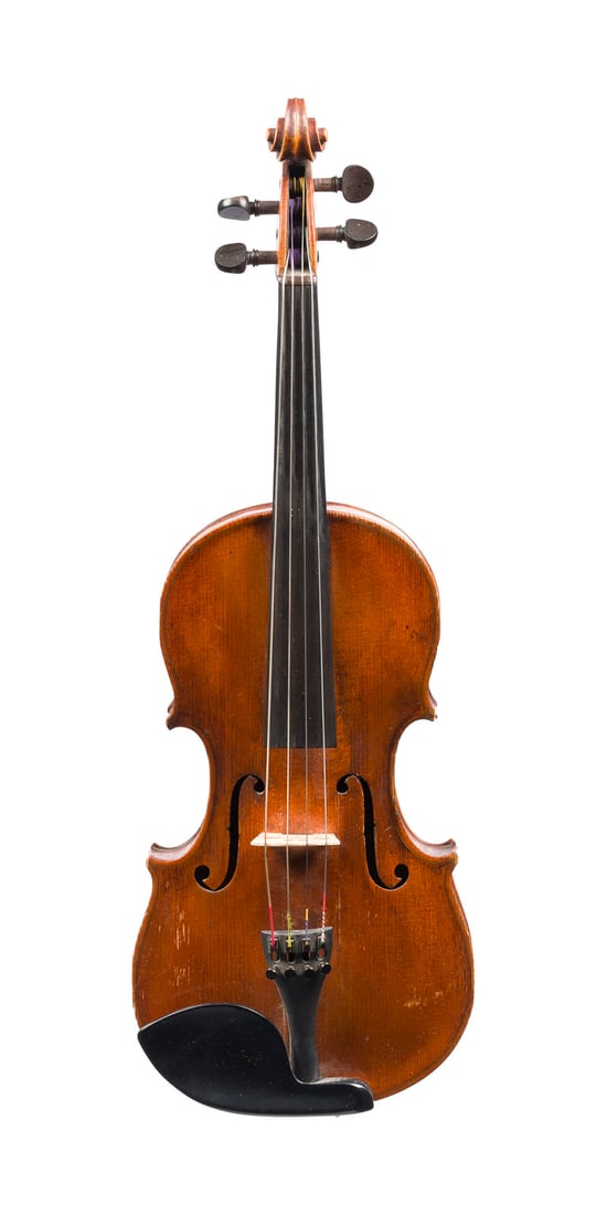 | VIOLINE NACH 'ANTONIUS BACHMANN': VIOLINE NACH 'ANTONIUS BACHMANN' Deutsch, Anfang 20. Jh. Zweiteilige Fichtenholzdecke und Ahornboden, brauner Lack. 4/4 Geige, L. 59,3 cm, Korpusl. 35,6 cm. Geigenzettel: 'Antonius Bachmann Königl.
