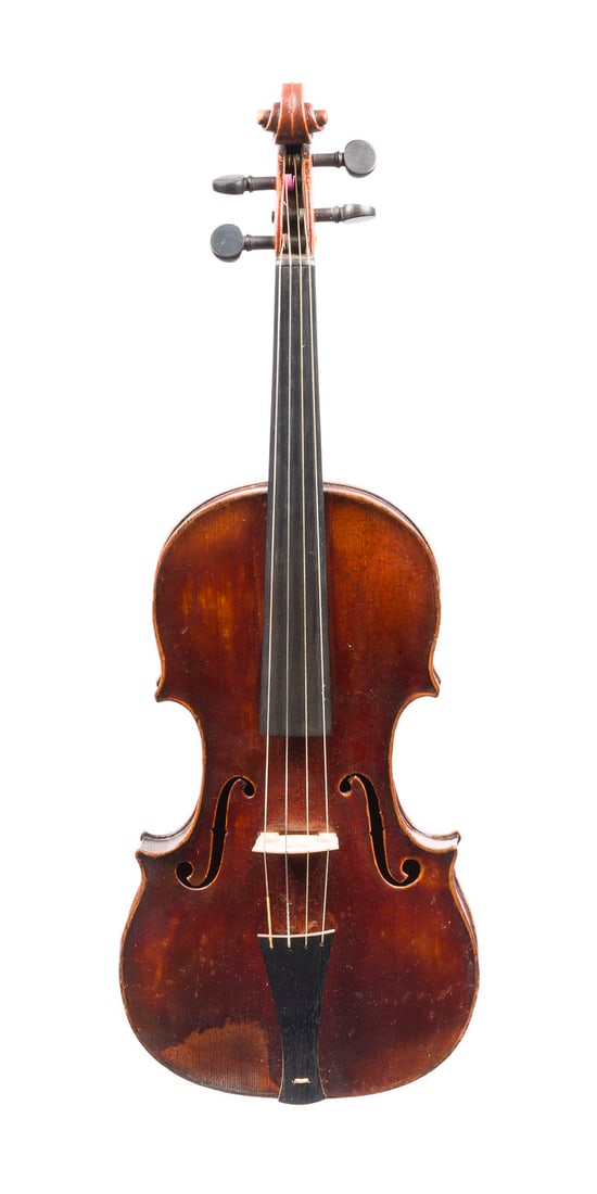 | VIOLINE: VIOLINE Süddeutsch, 19. Jh. Einteilige Fichtenholzdecke und Ahornboden, braun-oranger Lack, original Hals. 4/4 Geige, L. 58,5 cm, Korpusl. 35,7 cm. Ungemarkt. Part. best. und ber., rest. Provenienz:
