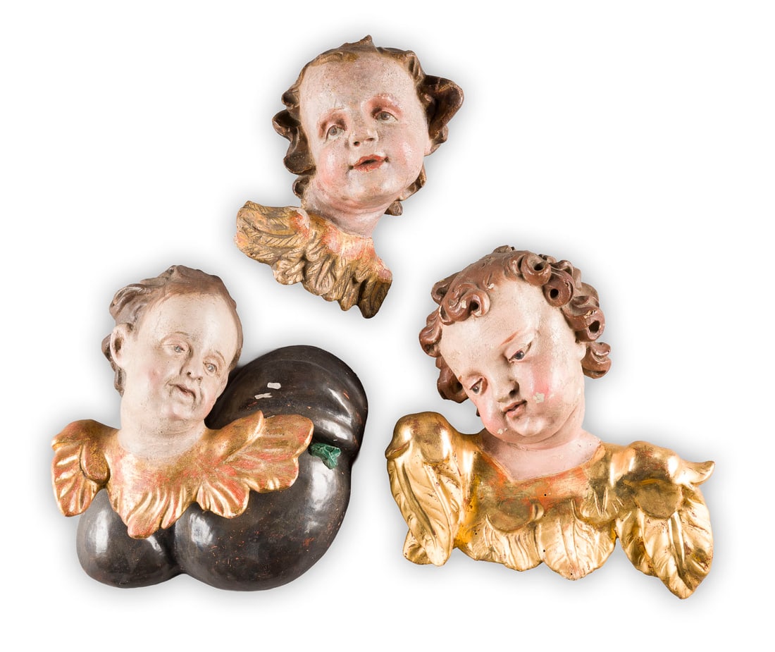 | KONVOLUT VON DREI GEFLÜGELTEN PUTTENKÖPFEN (1 of 1)