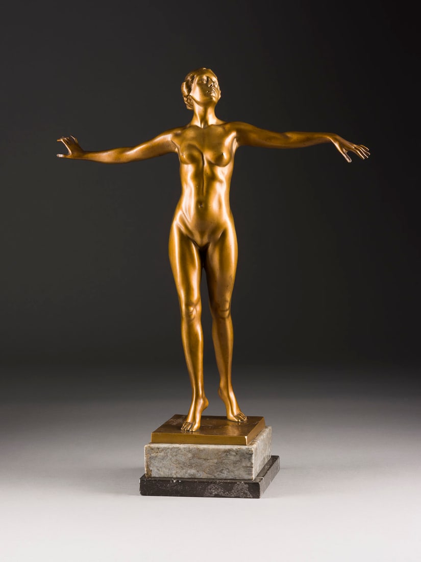 OTTO HOFFMANN | STEHENDER FRAUENAKT (1 of 3)