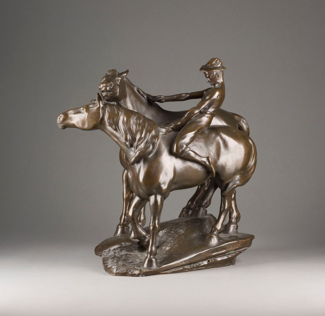 LEONARD ZEIHER | JUNGE MIT ZWEI PFERDEN: LEONARD ZEIHER 1877 - ? (Tätig in Berlin) JUNGE MIT ZWEI PFERDEN Bronze, dunkel patiniert, auf naturalistischer Plinthe. H. 46,5, B. 50, T. 24 cm, Gew. ca. 29,6 kg. Rückseitig an der Plinthe signier
