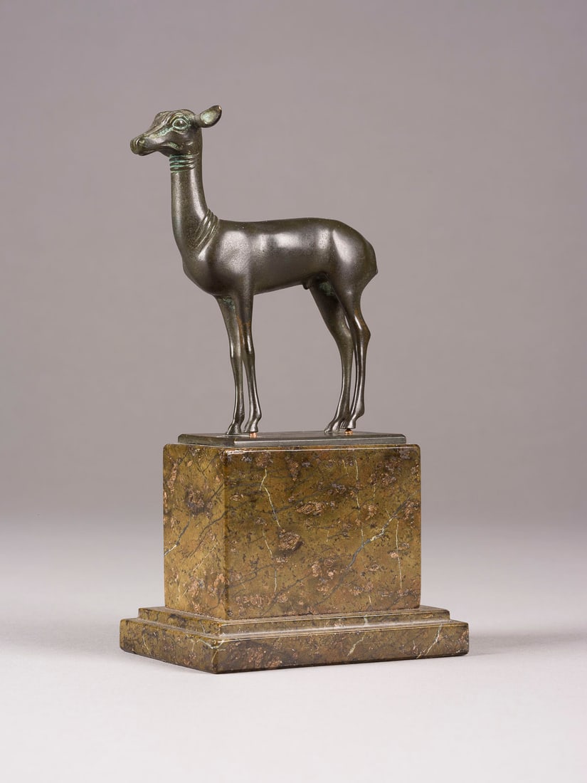 FRITZ BEHN | STEHENDE ZWERGANTILOPE (1 of 2)