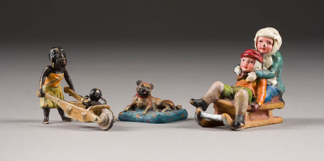 WIENER BILDPLASTIKER | DREI FIGUREN: MUTTER MIT KIND, SCHLI (1 of 2)