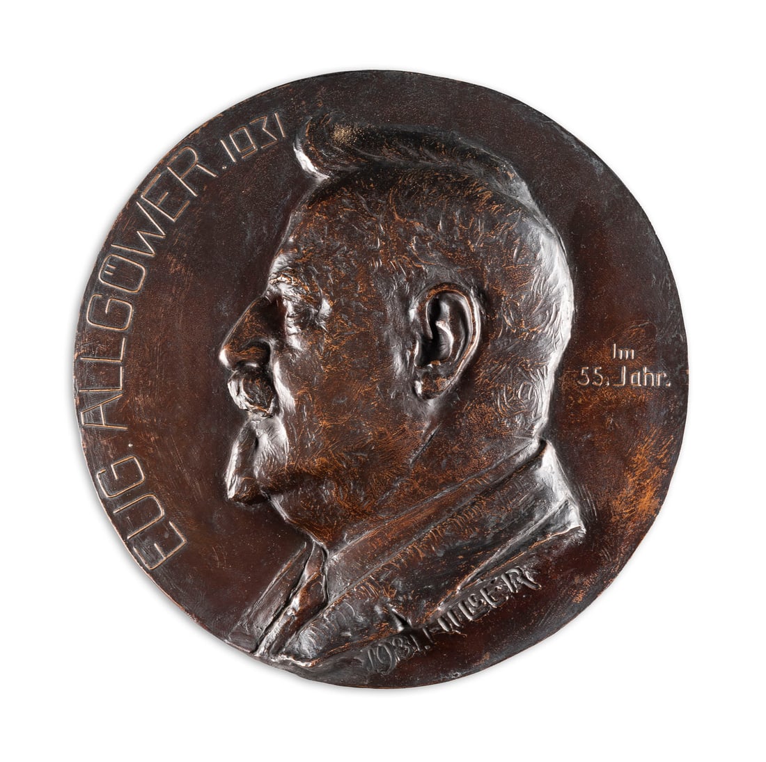 ANTON HILLER | RELIEF PORTRAIT: 'EUGEN ALLGÖWER': ANTON HILLER 1893 München - 1985 ebenda RELIEF PORTRAIT: 'EUGEN ALLGÖWER' 1931 Bronze, dunkel patiniert, reliefiert. H. 42, B. 42, T. 6 cm, Gew. ca. 2,98kg. Unten bezeichnet 'Hiller' und datiert '19