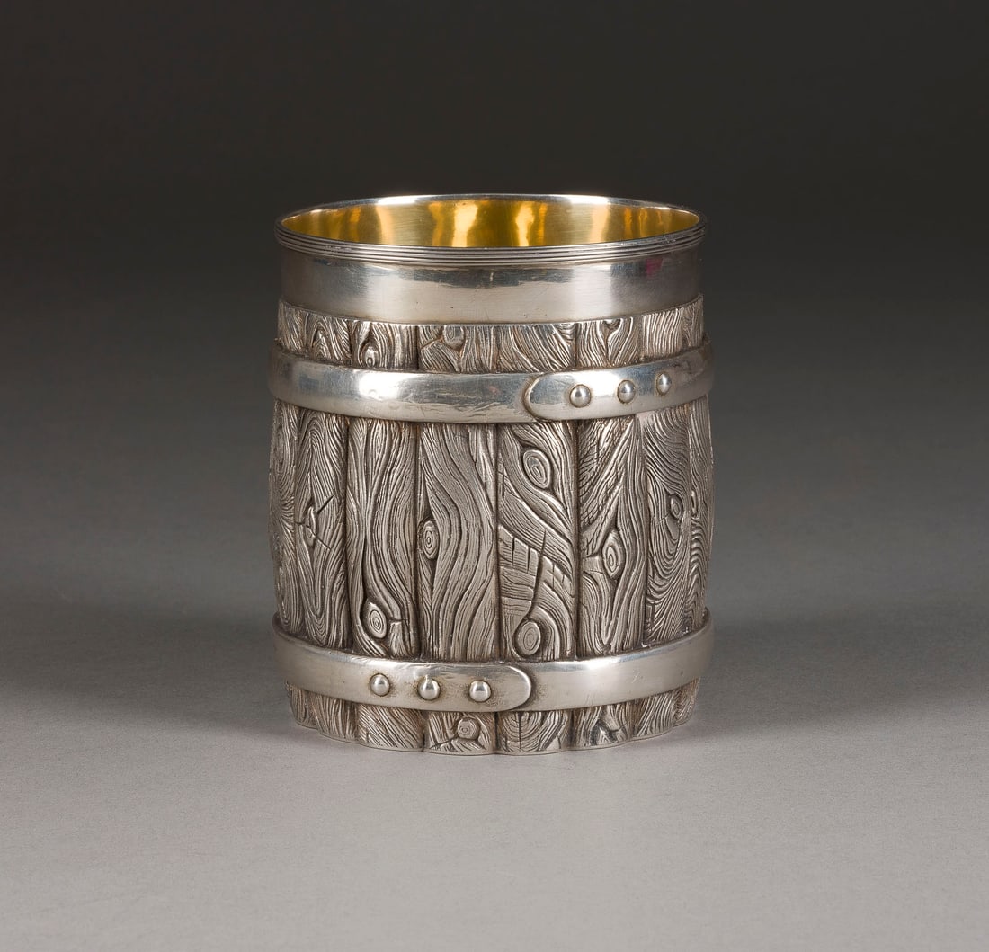 | TROMPE L'OEIL KAVIAR-SCHALE: A SILVER TROMPE L'OEIL CAVIAR POT 2nd half of the 20th century Gilt interior. Bearing spurious Russian hallmarks. 10.7 cm high, 357 gr.TROMPE L'OEIL KAVIAR-SCHALE 2. Haelfte 20. Jh. Silber, innen