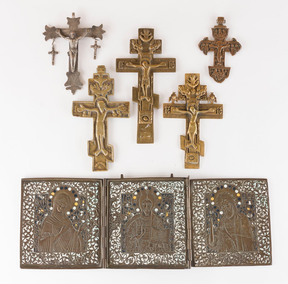| SAMMLUNG VON FUeNF KREUZEN SOWIE EINEM TRIPTYCHON MIT DEESIS: A COLLECTION OF FIVE CROSSES AND A BRASS TRIPTYCH SHOWING DEISIS A.o. Russian, 17th-19th century Brass/silver, cast in relief, partially three-colour enamelled. One cross dated in Cyrillic on the reve