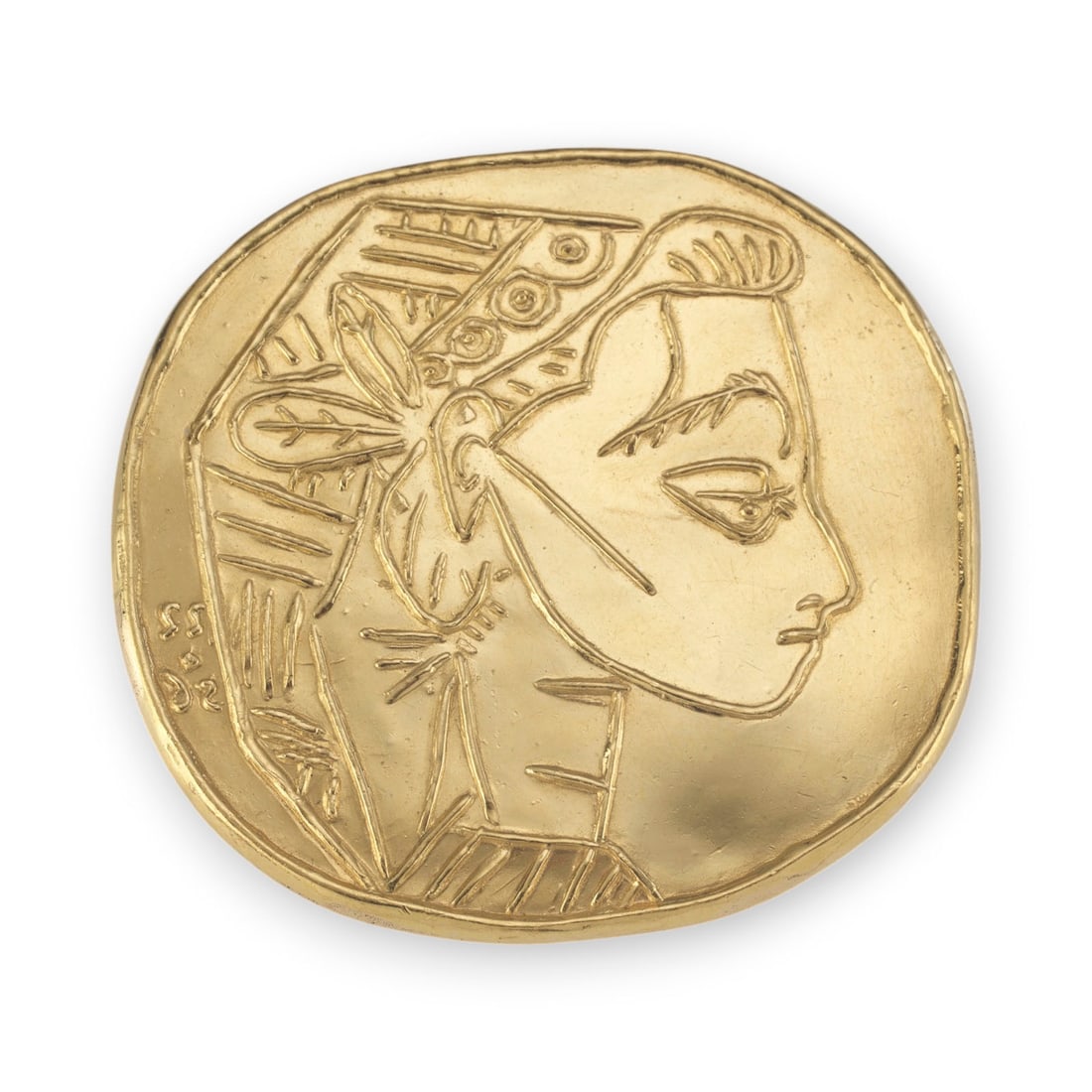 PABLO PICASSO (NACH) | 'PROFIL DE JACQUELINE' (MEDAILLON): PABLO PICASSO (NACH) 1881 Malaga - 1973 Mougins 'PROFIL DE JACQUELINE' (MEDALLION) Gold medallion, in a wooden case. Diameter 5,4 cm, weight 40g. Dated on the left. Verso with artist's signature and n