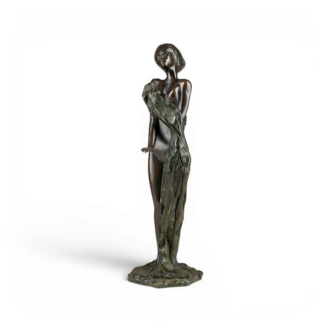 MICHEL MATHONNAT | WEIBLICHER AKT MIT TUCH (1979): MICHEL MATHONNAT 1944 France FEMALE NUDE WITH CLOTH (1979) Bronze, darkbraun/green patinated. 31 x 10 x 9.5 cm. 3.3 kg. Signed on the plinth 'M. MATHONNAT', dated '79' and numbered '67/500'. Slight su