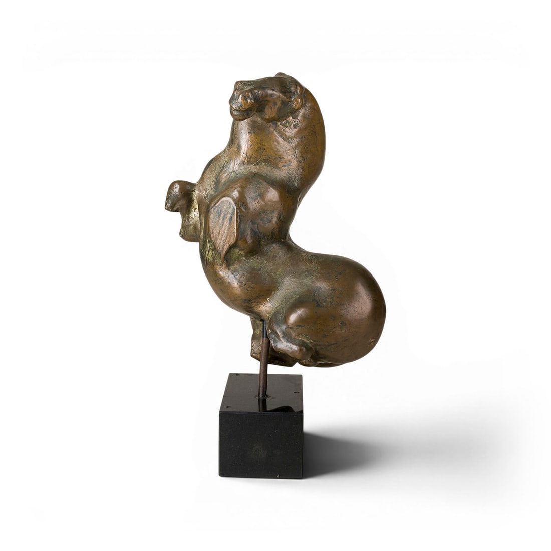 ARTHUR SPRONKEN | PFERDETORSO: ARTHUR SPRONKEN 1930 Beek, Netherlands - 2018 TORSO OF A HORSE Bronze, brown patinated, on stone base. 47 x 28 x 17 cm. Height of bronze 37 cm. Total weight 11.4 kg. With artist's monogramm 'AS'. Prov