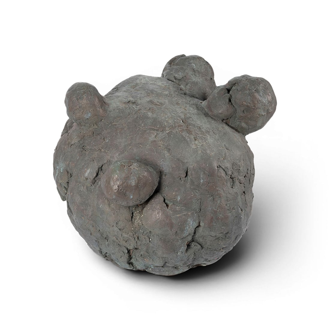 GERNOT EICHLER | KUGELOBJEKT: GERNOT EICHLER 1940 Koenigsberg BALL OBJECT Bronze, dark patinated. Approx. 52 x 64 x 60 cm. Part. traces of oxidation, slightly soiled.GERNOT EICHLER 1940 Koenigsberg KUGELOBJEKT Bronze, dunkel patin