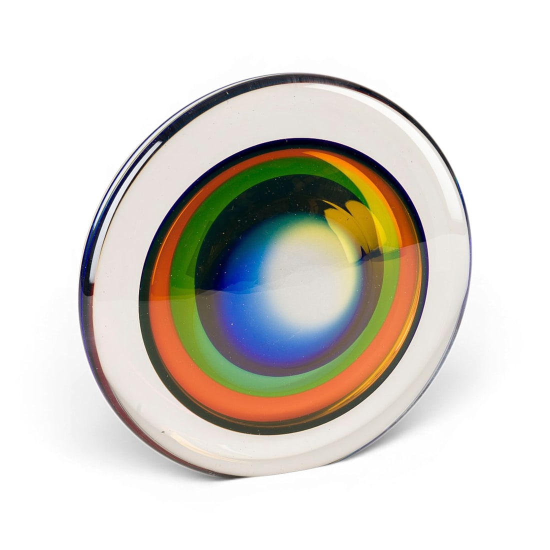 LUIGI ONESTO (ATTR.) | SCHEIBENOBJEKT: LUIGI ONESTO (ATTR.) Murano GLASS DISC Likely Vetreria Artistica Oball, 2nd half of the 20th cent. Cobalt-blue, green and orange-red glass, heavy colourless overlay, cut, partly satin-finished.D. appr