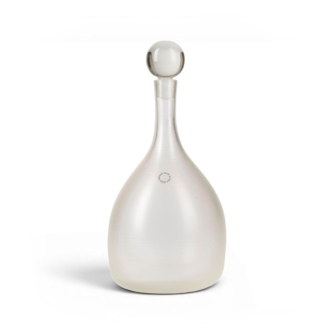LUDOVICO DIAZ DE SANTILLANA | FLASCHE 'HIGH SOCIETY' MIT STOPFEN: LUDOVICO DIAZ DE SANTILLANA 1931 Rome - 1989 Arezzo A 'HIGH SOCIETY' BOTTLE WITH STOPPER Italy, Venini & Co., designed around 1975 Colourless glass, bottle decorated w. a horizontally cut pattern. H. 