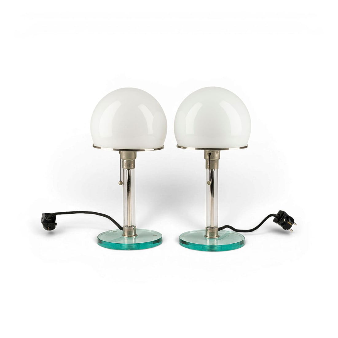 WILHELM WAGENFELD | PAAR 'WG 24' BAUHAUS TISCHLAMPEN (1 of 2)