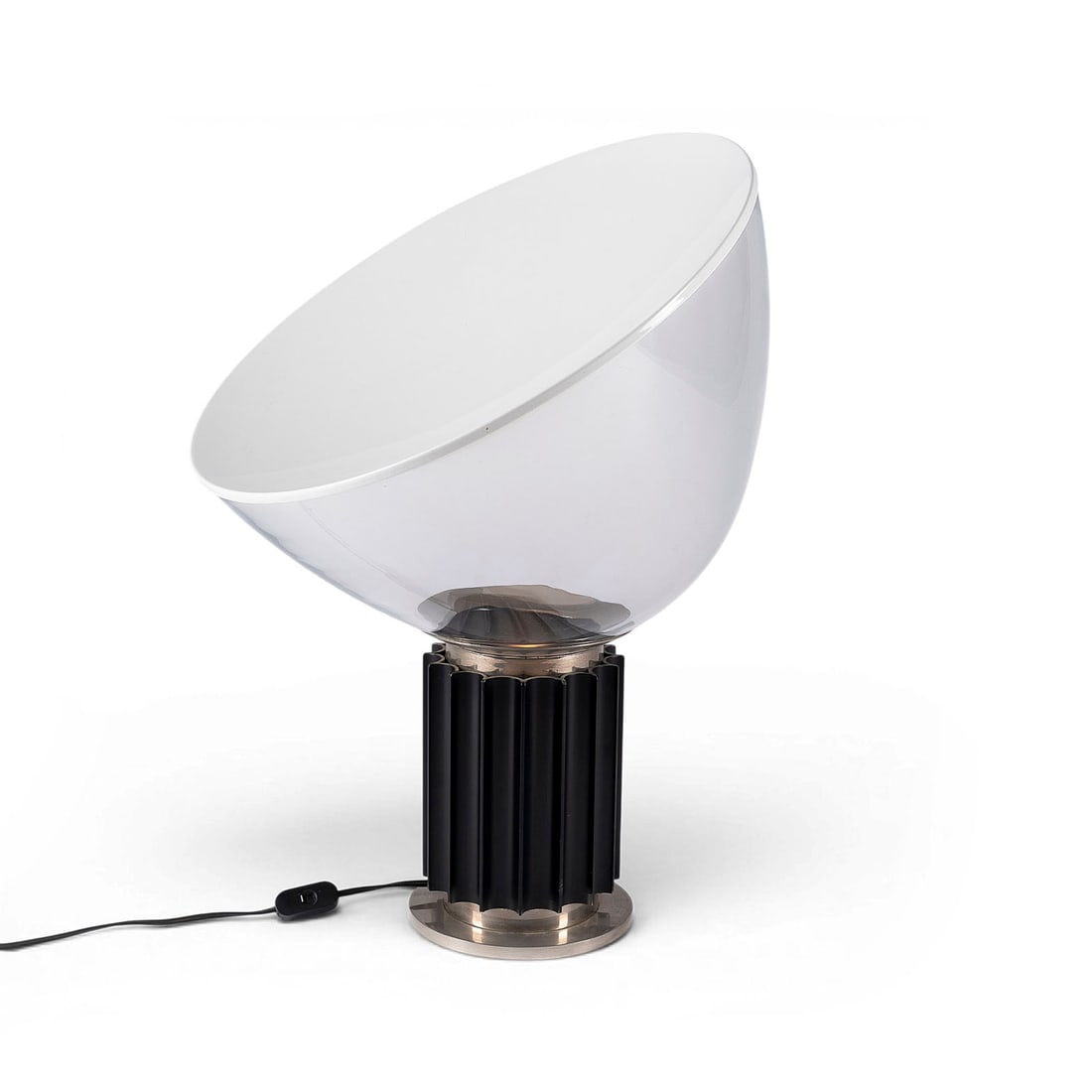 ACHILLE & PIER GIACOMO CASTIGLIONI | GROSSE 'TACCIA' LEUCHTE (1 of 2)