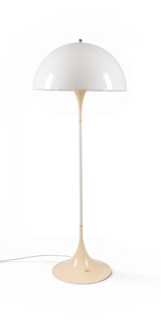 VERNER PANTON | STEHLAMPE 'PANTHELLA': VERNER PANTON 1926 Gamtofte near Assens - 1998 Copenhagen A 'PANTHELLA' FLOOR LAMP Denmark, Louis Poulsen, designed 1971, first version Plastic, metal, single-light electrified. H. 129 cm, D. max. 50 