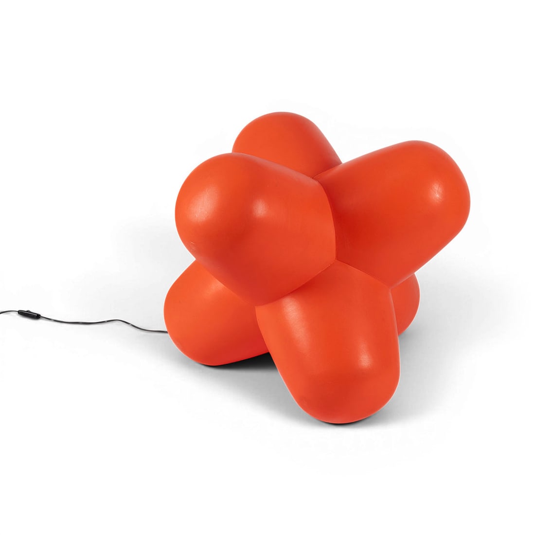 TOM DIXON | 'JACK' LICHTOBJEKT: TOM DIXON 1959 Sfax, Tunisia A 'JACK' LIGHT United Kingdom, Eurolounge, designed in 1996, first edition Orange coloured plastic,single-light electrified. H. 52 cm, W. 59 cm, D. 59 cm. Light signs of u