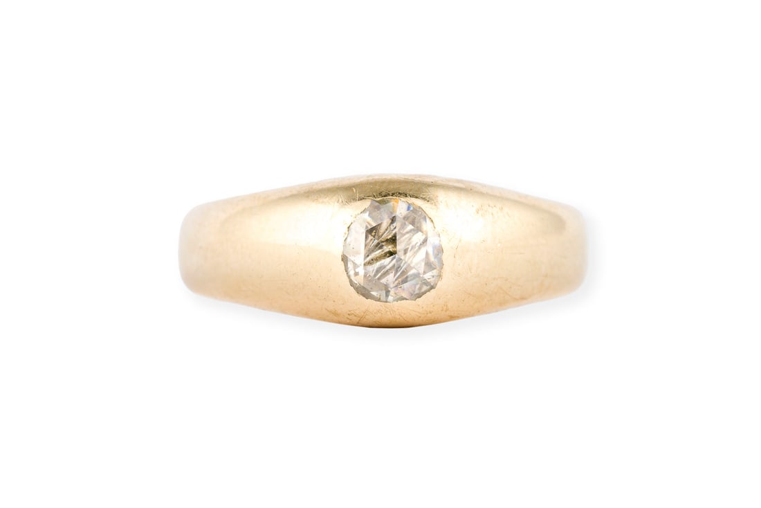 ROSENDIAMANT SOLITAER RING: ROSENDIAMANT SOLITAER RING GG 585. Ringmass: ca. 59. Ges.-Gew.: ca. 5,7 g. Solitaerring, besetzt mit einem Diamanten im Rosenschliff.