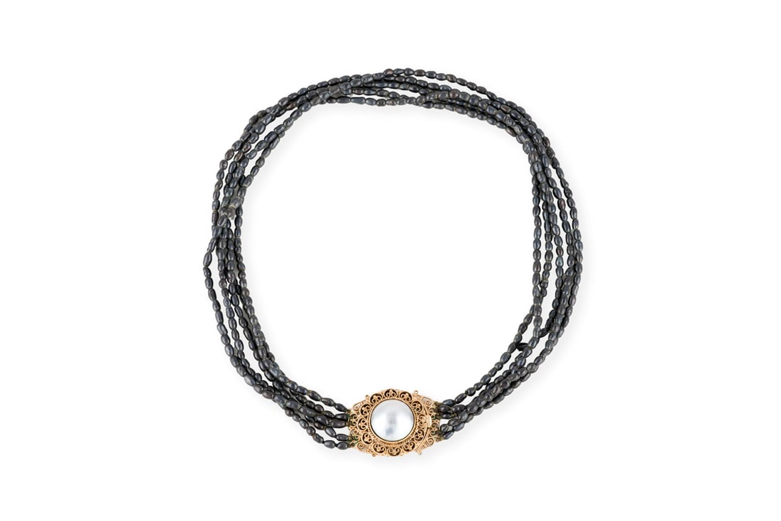 MEHRSTRAENGIGES CHOKER COLLIER (1 of 1)