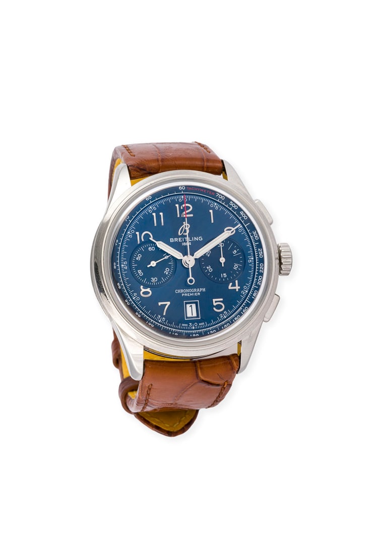 'BREITLING' PREMIER B01 CHRONOGRAPH Bitte beachten Sie, dass aufgrund der aktuellen Cites-Bestimmung: BREITLING' PREMIER B01 CHRONOGRAPH Referenznummer: AB0145. Automatik (Nicht auf Funktion geprueft). Edelstahl. D.: ca. 42,0mm. Inkl. orig. Box und Papiere aus 2023. Saphirglas. Dunkelblaues