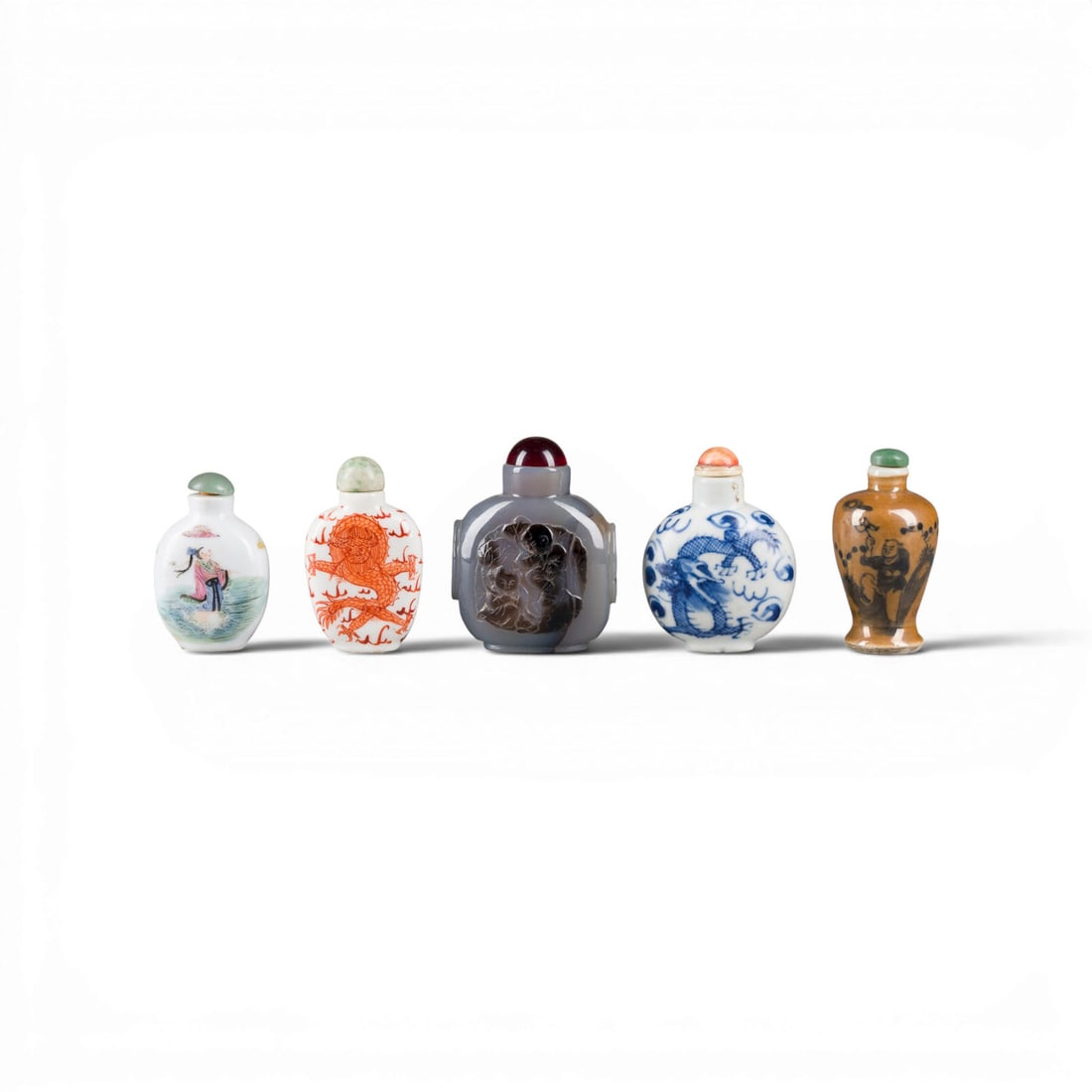 KONVOLUT VON FUENF SNUFFBOTTLES (1 of 3)
