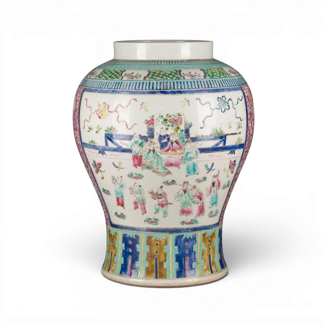 EINE GROSSE FAMILLE-ROSE-VASE MIT FIGURENDARSTELLUNG (1 of 3)