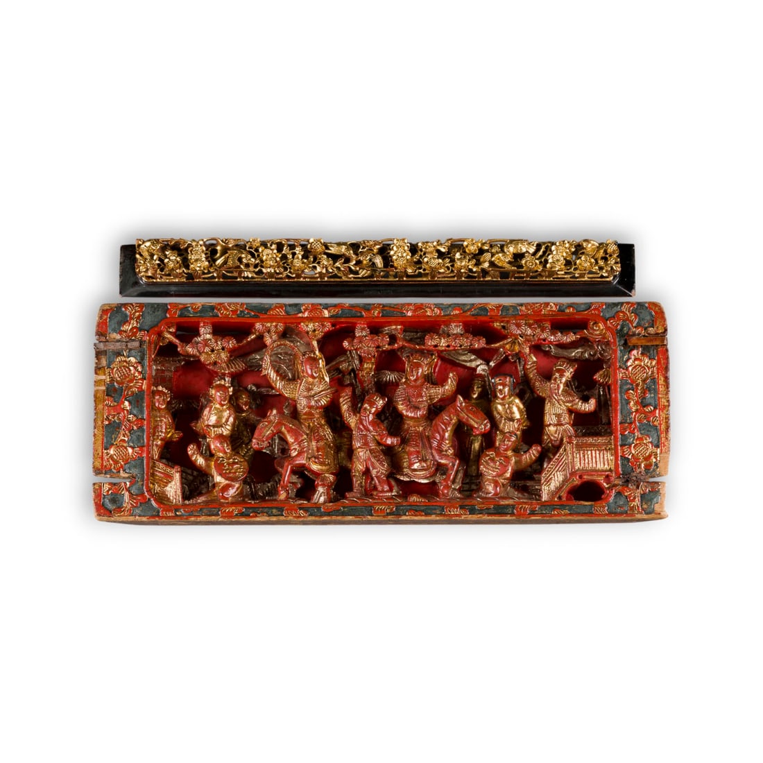 ZWEI GOLDLACKIERTE HOLZRELIEFS (1 of 1)