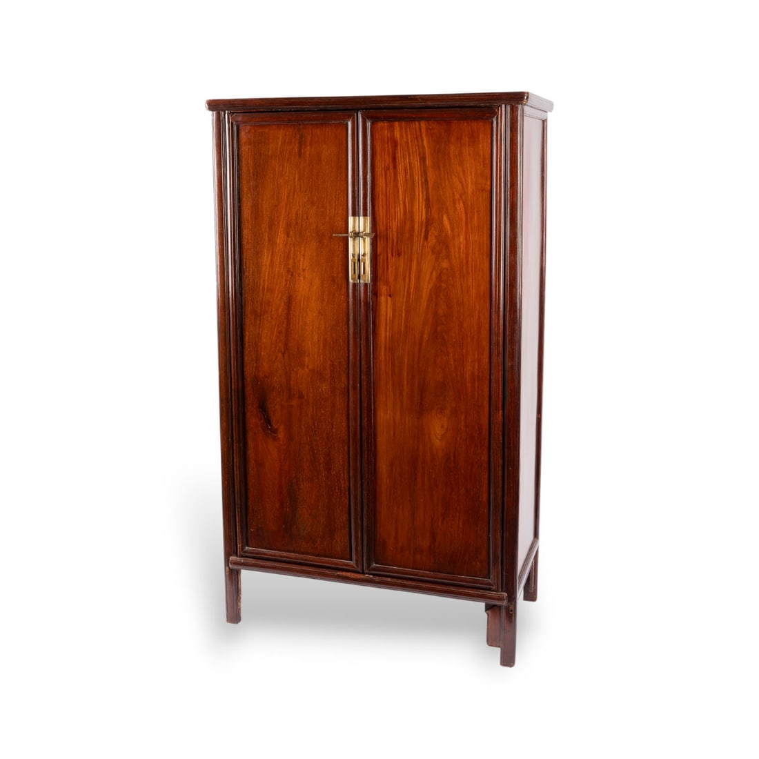 EIN HOLZSCHRANK DES TYPS YUANJIAOGUI (1 of 3)