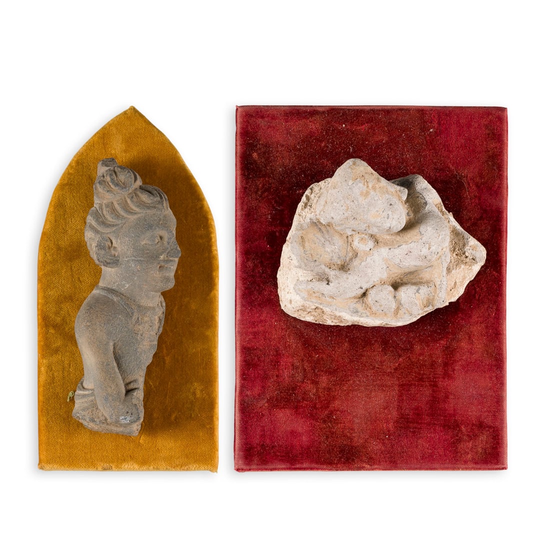 ZWEI GANDHARA-FRAGMENTE MIT BODHISATTVA (1 of 5)