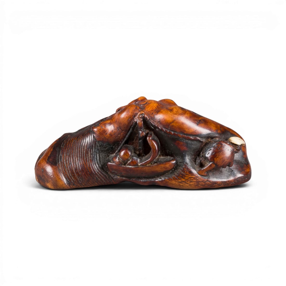 SIEBEN NETSUKE UND EIN KISERUZUTSU MIT KISERU - 7