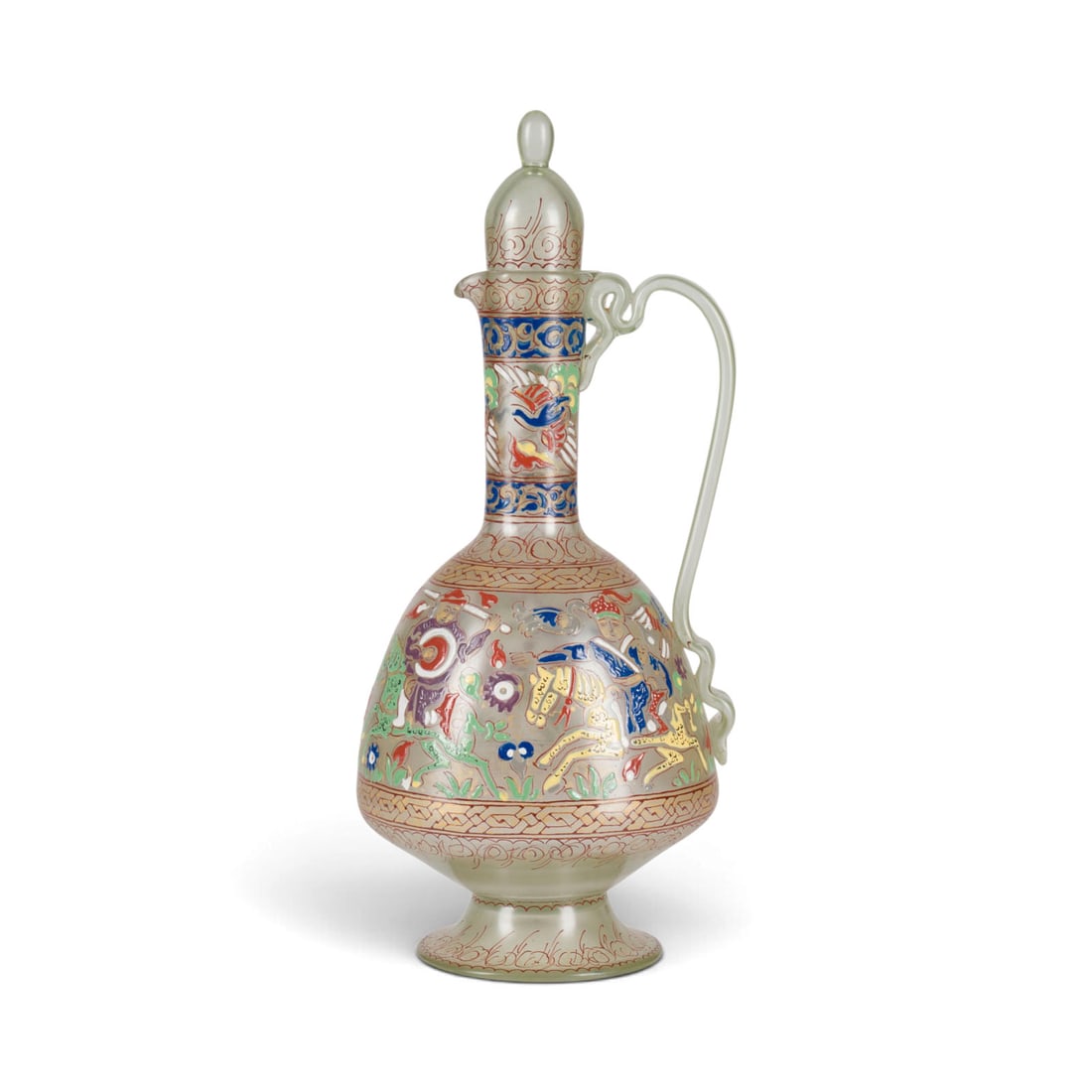 | GLASKARAFFE MIT KAMPFSZENE: GLASKARAFFE MIT KAMPFSZENE Oesterreich, Wien, J. & L. Lobmeyr, um 1880 Gruenes Glas mit Emailmalerei. H. 30,5 cm. Am Fuss mit Firmenmarke. Alltagsgemaesser Zustand.GLASKARAFFE MIT