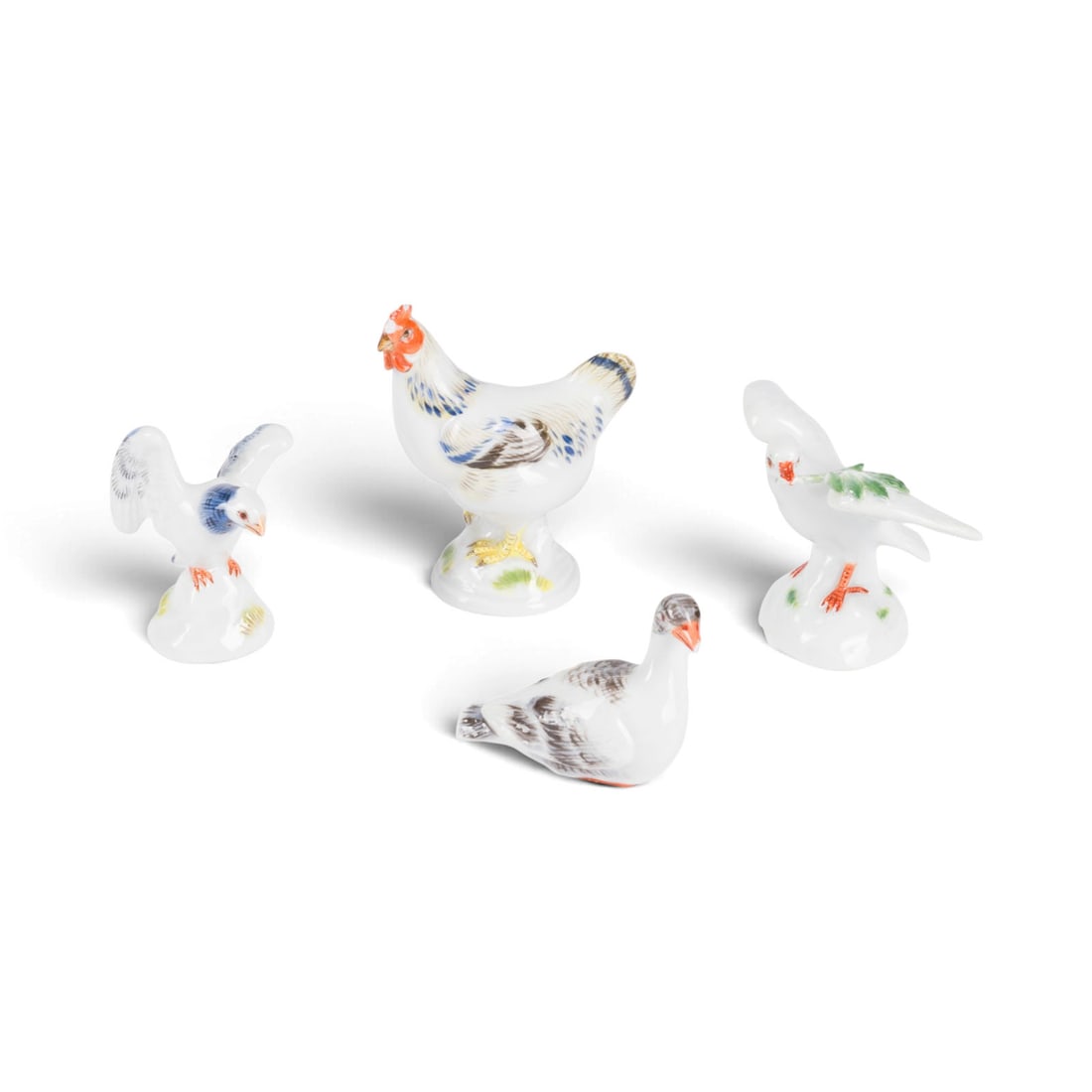 | VIER MINIATURFIGUREN: VIER MINIATURFIGUREN Deutsch, Meissen, 20. Jh. Porzellan, polychrome Malerei. H. 4-6,5 cm. Unterglasurblaue Schwertermarke, Press- und Malernummer, teilw. Jahreszeichen, Modellnummern. 1. Wahl. Teilw.