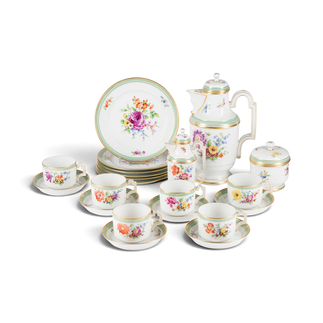 | 21-TEILIGES KAFFEESERVICE MIT BLUMENMALEREI: 21-TEILIGES KAFFEESERVICE MIT BLUMENMALEREI Deutsch, Hoechst, 2. Haelfte 20. Jh. Porzellan, polychrome Malerei, goldstaffage. H. 16,26,5 cm (Kannen), D. 20 cm (Kuchenteller). Unterglasurblauer
