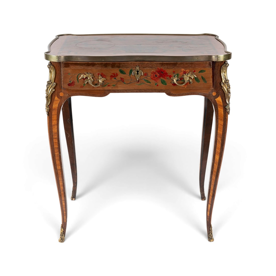 | SALONTISCH / SPIELTISCH: SALONTISCH / SPIELTISCH Frankreich, 19. Jh. Rosenholz / Edelhoelzer, furniert und markettiert; Bronze, vergoldet. H. 74, B. 64, T. 43,5 cm. Eleganter Damen- bzw. Salonschreibtisch auf vier geschwungen