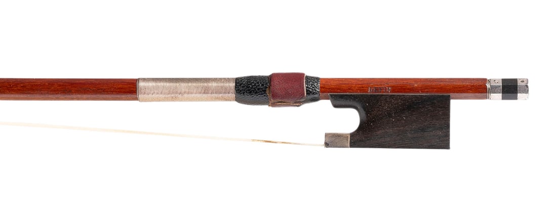 | VIOLINBOGEN 'LEFIN': VIOLIN BOW 'LEFIN' Likely Swiss, early 20th century. Round stick, nickel-silver mountings, winding, thumb leather, ivory tip plate. Length 74 cm, weight approx. 54 g. Shows some signs of wear and