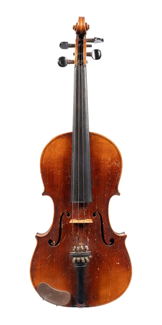 | VIOLINE 'COPY OF STRADIVARIUS': VIOLIN 'COPY OF STRADIVARIUS' German, early 20th century. Two-piece spruce top and maple back, brown varnish. 4/4 violin, length 59.5 cm, body length 35.4 cm. Label: 'Copy Antonius Stradiuarius Made i