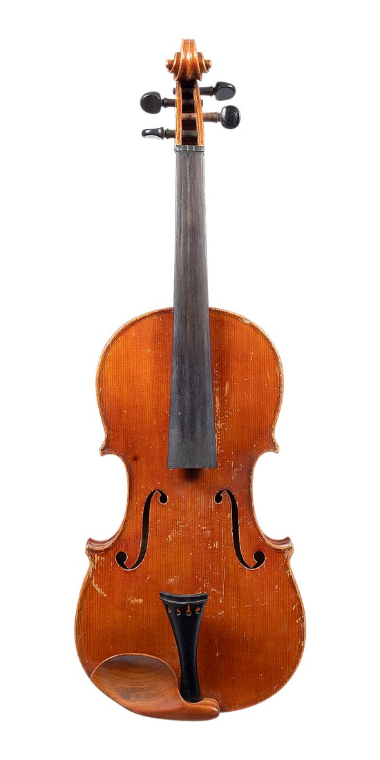 | VIOLINE 'V.M.I.' (VOGTLAeNDISCHE MUSIKINSTRUMENTENFABRIK): VIOLIN 'V.M.I.' (VOGTLAeNDISCHE MUSIKINSTRUMENTENFABRIK) Markneukirchen, early 20th century Two-piece spruce top and maple back, brownish-orange varnish; includes case. 4/4 size violin; total length