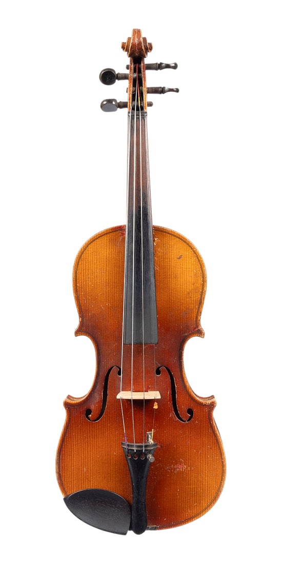 | 7/8 VIOLINE: 7/8 VIOLIN German, early 20th century Two-piece spruce top and maple back, light brown varnish. 7/8 violin, length 56, body length 34 cm. No certificate of authenticity. Part. bumped and rubbed,