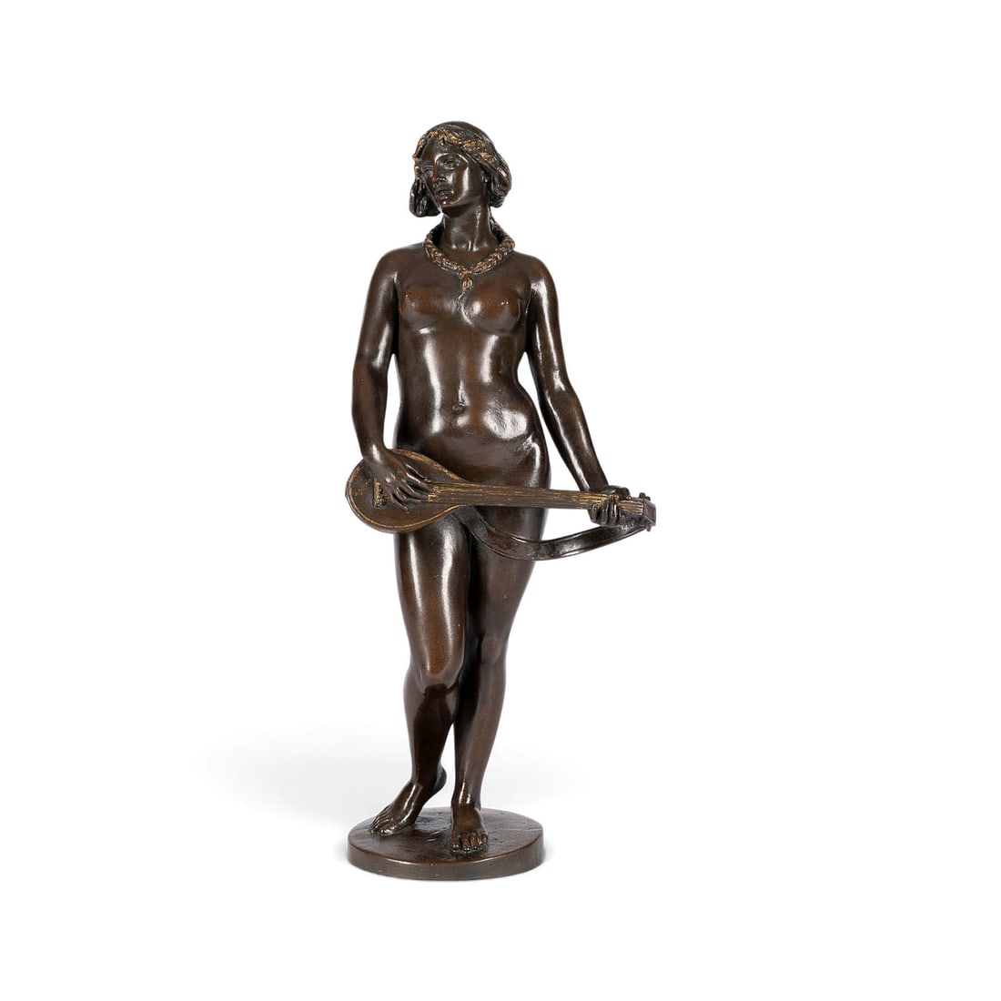 ITALIENISCHER BILDPLASTIKER | 'SIMONETTA VESPUCCI ALS LAUTENSPIELERIN': ITALIAN SCULPTOR Active 19th/20th century 'SIMONETTA VESPUCCI AS A LUTE PLAYER' Bronze, dark brown patina. H. 31.5, W. 13, D. 10 cm; weight approx. 1.92 kg. Unsigned. A fully modeled figure of a young