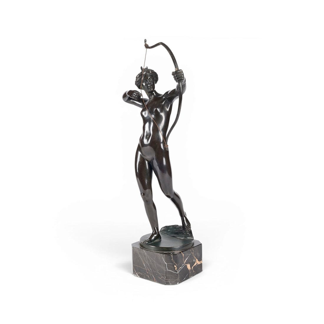 OSCAR BODIN | 'DIANA MIT BOGEN': OSCAR BODIN 1868 Bliesransbach/Saar - 1940 (active in Berlin) 'DIANA WITH BOW' Bronze, dark patina, on a round plinth and square marble base (H. 5.5 cm). Total height 40 cm, width 18.5 cm, depth 13 cm