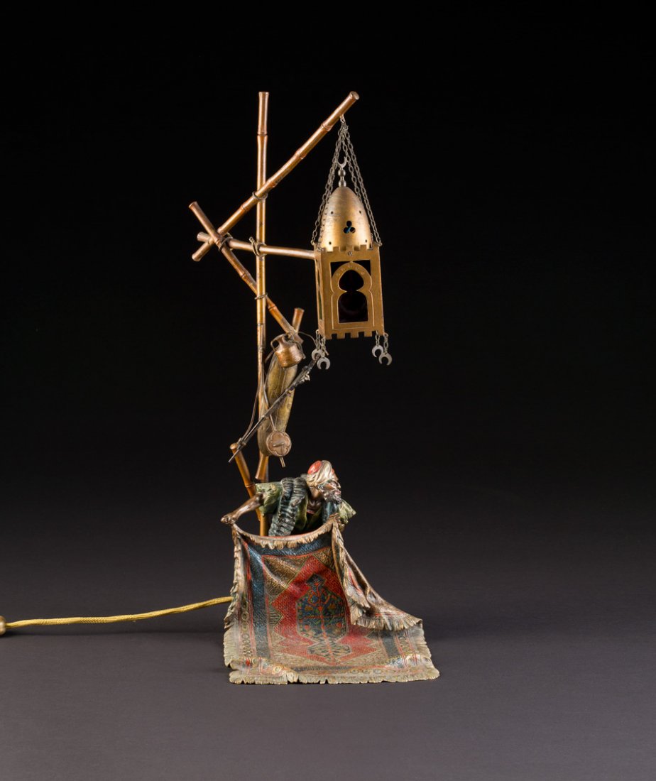 GROßE TISCHLEUCHTE 'DER TEPPICHHÄNDLER' (1 of 1)