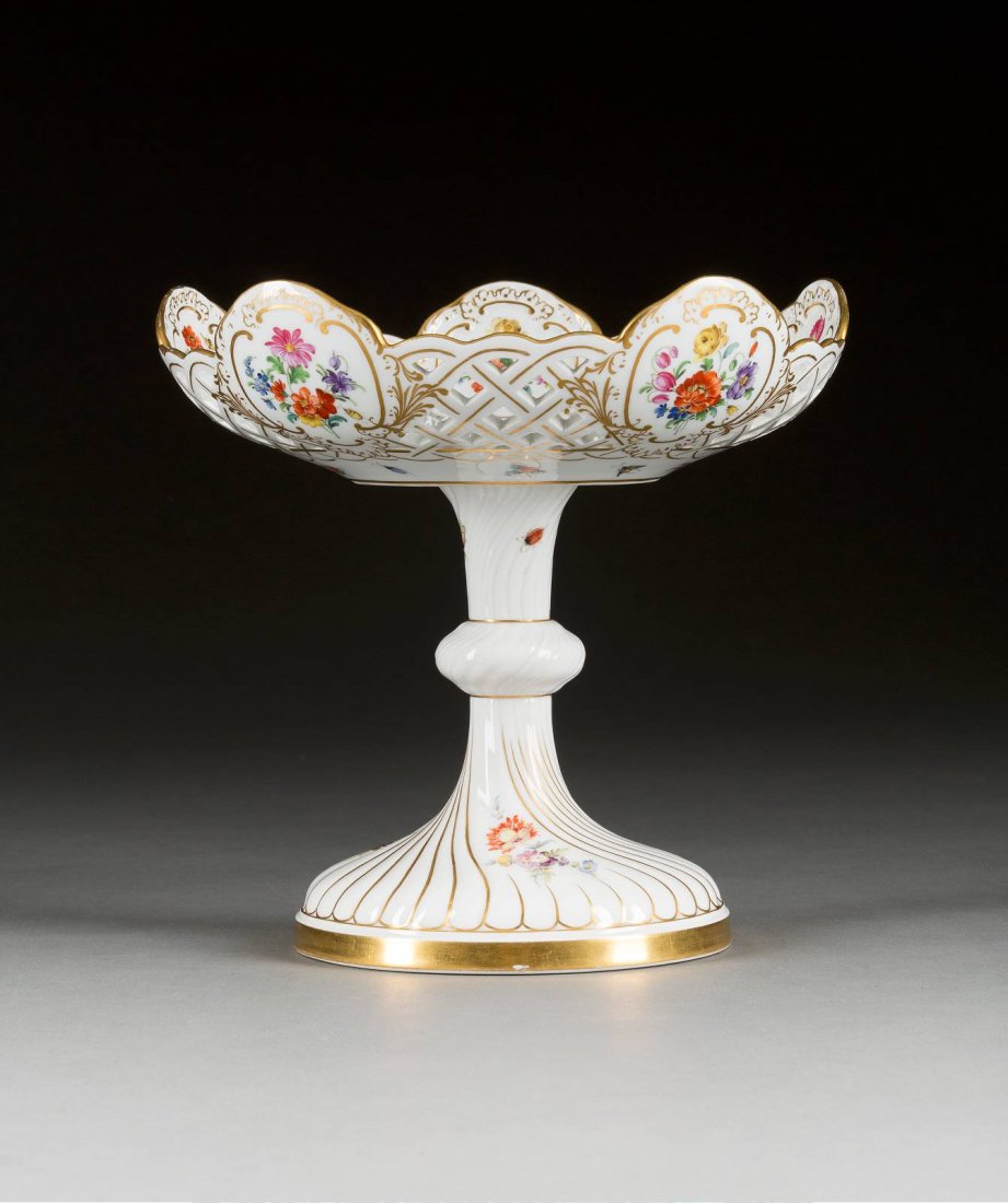 DURCHBRUCH-AUFSATZSCHALE 'BLUMEN UND INSEKTEN' Deutsch, (1 of 1)